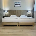 Boutique Hotel's Kwiska - Legnicka 브로츠와프