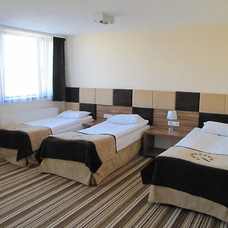 מלון דירות Boutique Hotel's Kwiska - Legnicka