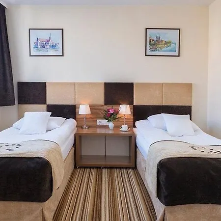 Boutique Hotel's Kwiska - Legnicka Aparthotel 3*