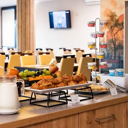 Hotel apartamentowy Boutique Hotel's Kwiska - Legnicka 3*