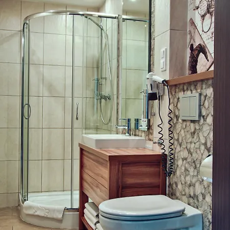 Aparthotel Boutique Hotel's Kwiska - Legnicka 3*