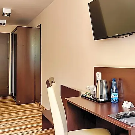 Boutique Hotel's Kwiska - Legnicka Апарт-отель Вроцлав