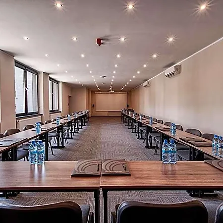 Boutique Hotel's Kwiska - Legnicka Апарт-отель