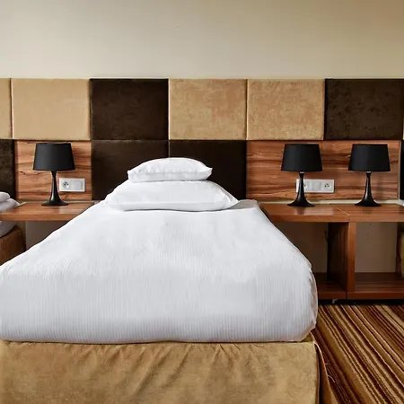 Boutique Hotel's Kwiska - Legnicka 3*