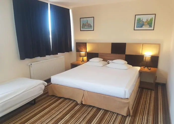 Boutique Hotel's Kwiska - Legnicka アパートホテル ヴロツワフ