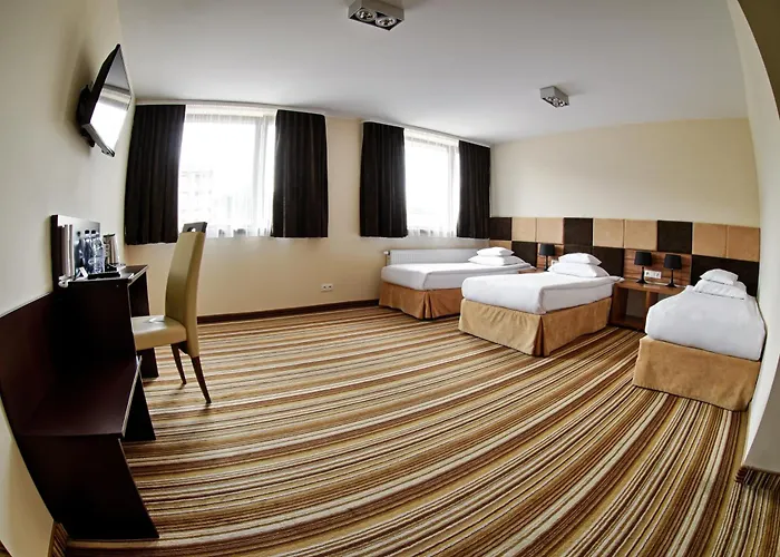 アパートホテル Boutique Hotel's Kwiska - Legnicka 3*