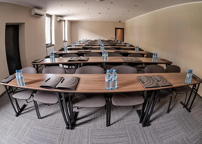 Boutique Hotel's Kwiska - Legnicka Ξενοδοχείο με διαμερίσματα 3*