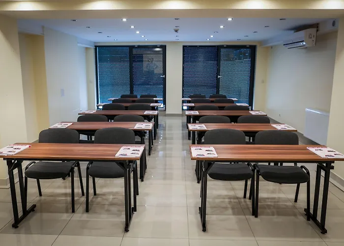 Boutique Hotel's Kwiska - Legnicka アパートホテル ヴロツワフ